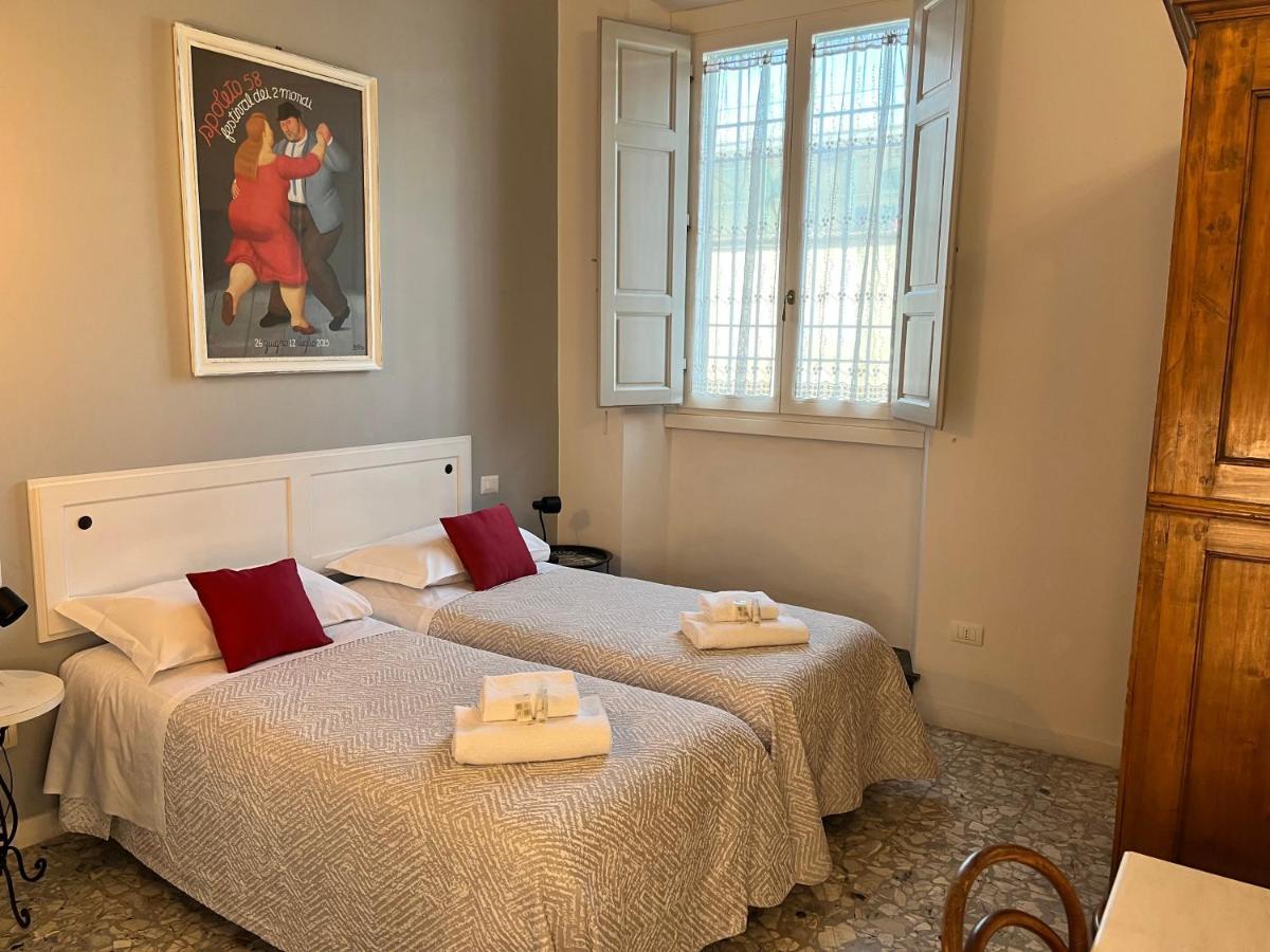 In The Center Of Florence Hotel Esterno foto