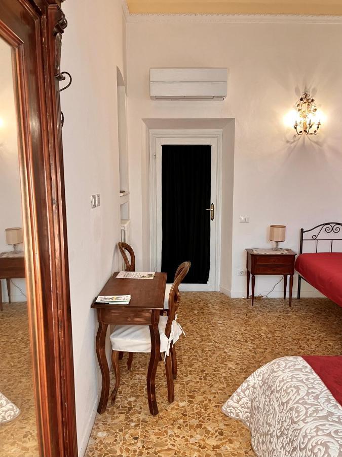 In The Center Of Florence Hotel Esterno foto
